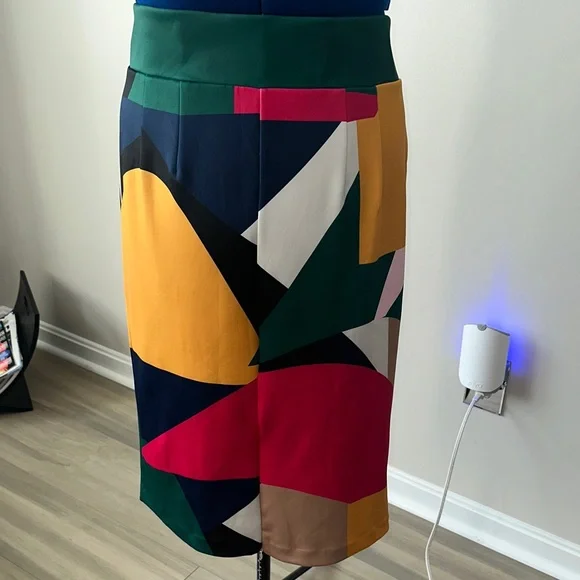 🤫 2 ELOQUII Skirts, size 18. Vibrant Pink/Fushia and Multi Colored Pencil Skirts - Picture 9 of 10